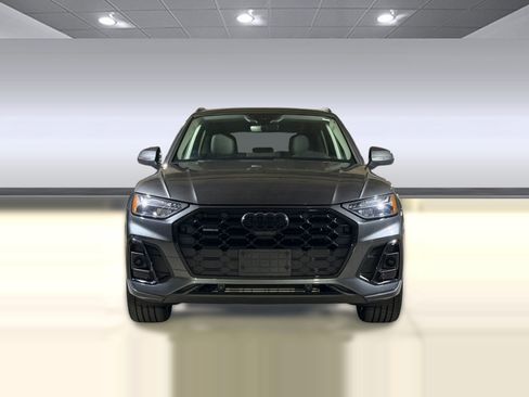 Used 2023 Audi Q5 2.0T Premium Plus w/ Premium Plus Package AWD/4WD image 6