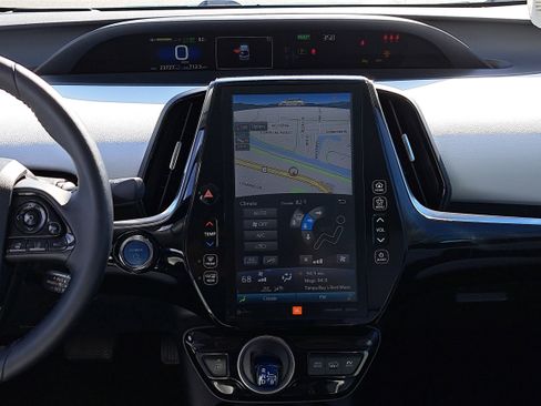 Certified 2022 Toyota Prius Prime Limited image 18