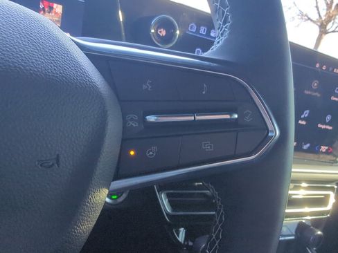 Certified 2026 Chevrolet Traverse LT w/ LPO, Floor Liner Package image 18