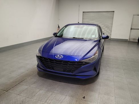 Used 2023 Hyundai Elantra SEL w/ Convenience Package FWD image 15