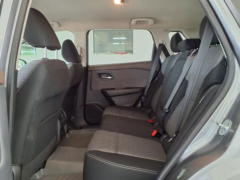 Used 2022 Nissan Rogue SV FWD image 10