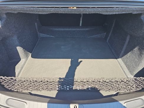 Used 2018 Chevrolet Impala LT w/ LT Convenience Package FWD image 28