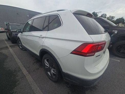 Used 2021 Volkswagen Tiguan SEL AWD/4WD image 7