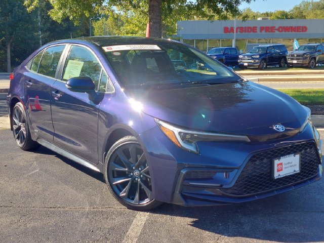 Certified 2023 Toyota Corolla SE AWD/4WD image 2