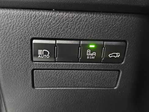 Used 2018 Lexus NX 300 FWD image 25