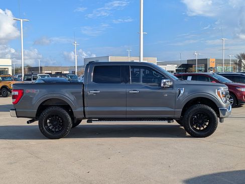 Used 2023 Ford F150 Lariat w/ Trailer Tow Package image 2