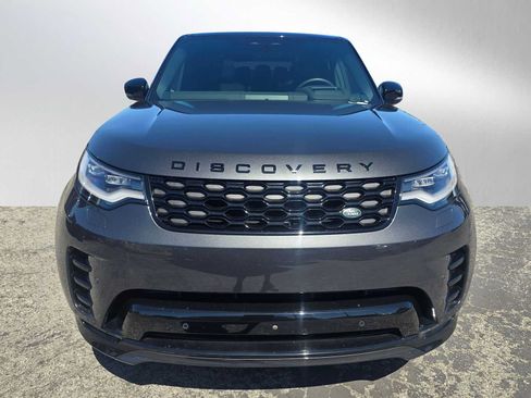 Used 2025 Land Rover Discovery Dynamic SE AWD/4WD image 8