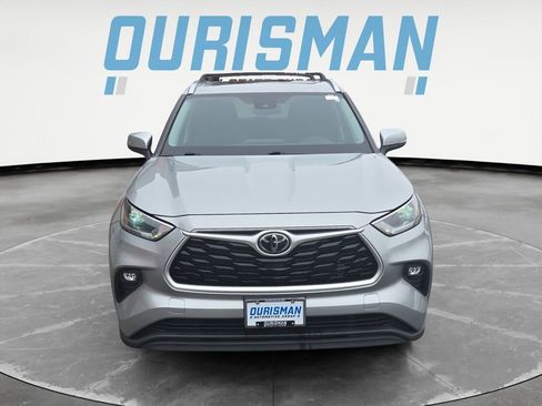 Used 2021 Toyota Highlander XLE image 8