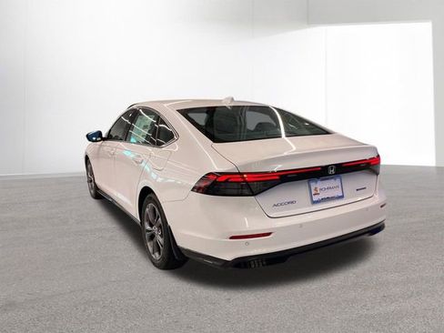 Used 2025 Honda Accord EX-L image 32