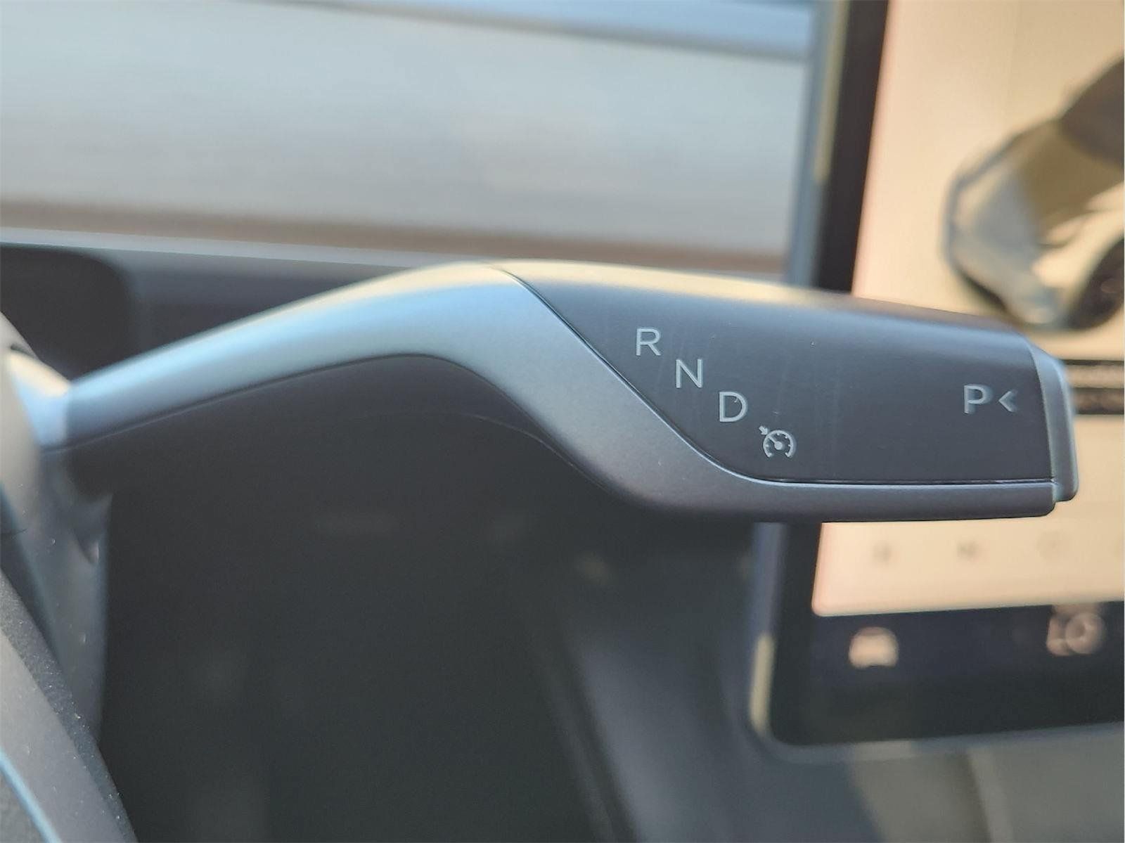 Used 2021 Tesla Model Y Long Range AWD/4WD image 21
