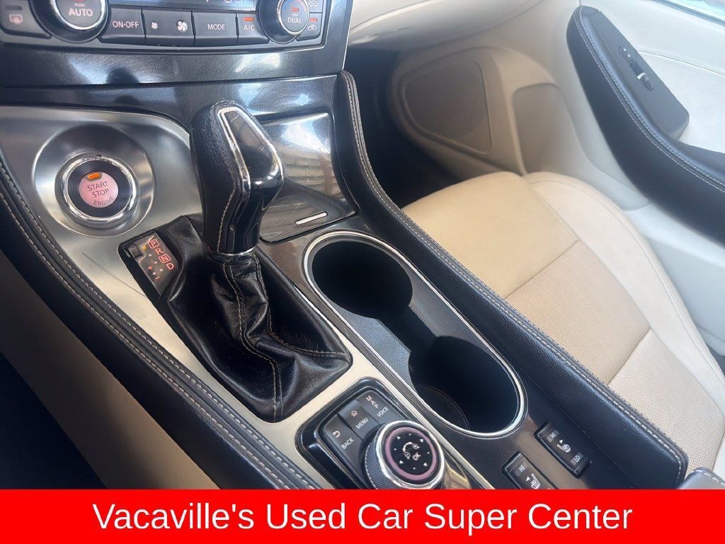 Used 2020 Nissan Maxima 3.5 SL w/ Floor Mat Group FWD image 22