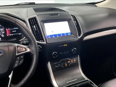 Used 2020 Ford Edge SEL AWD/4WD image 13