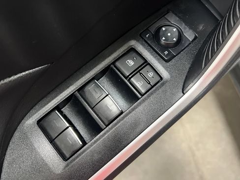Used 2023 Toyota RAV4 XLE w/ Convenience Package FWD image 13
