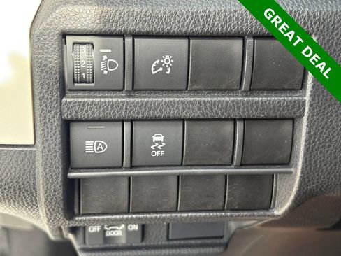 Used 2024 Toyota Tacoma TRD Off-Road image 21