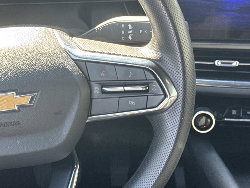 Used 2026 Chevrolet Equinox EV LT FWD image 10