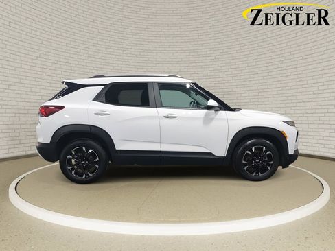 Used 2023 Chevrolet TrailBlazer LT image 4