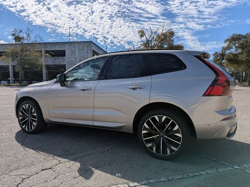 New 2026 Volvo XC60 B5 Ultra w/ Protection Package Premier AWD/4WD image 4