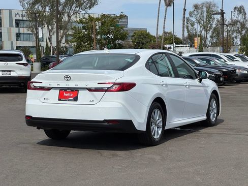 Used 2026 Toyota Camry LE FWD image 32