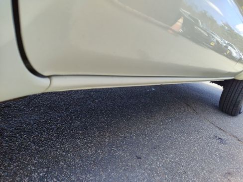 Used 2016 Toyota Tacoma SR5 w/ SR5 Appearance Package (SN) image 22