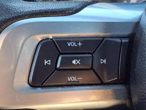 Used 2021 Ford Mustang Coupe image 18