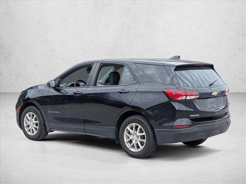 Used 2023 Chevrolet Equinox LS image 7