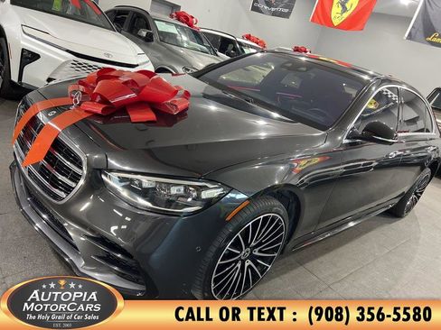 Used 2022 Mercedes-Benz S 500 4MATIC image 2