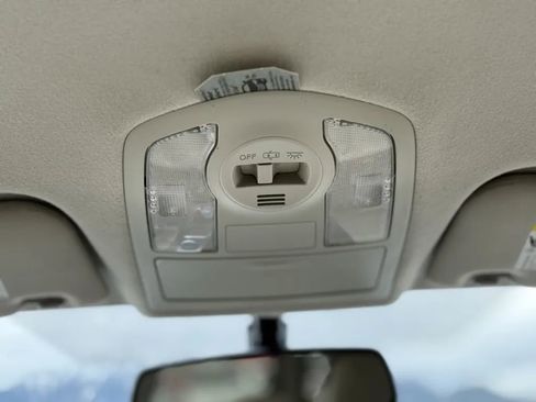 Used 2013 Toyota Prius V Five image 39