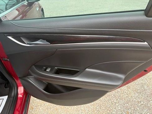 Used 2018 Buick LaCrosse Essence FWD image 17