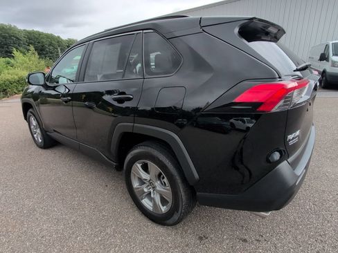 Used 2025 Toyota RAV4 XLE w/ Convenience Package AWD/4WD image 4
