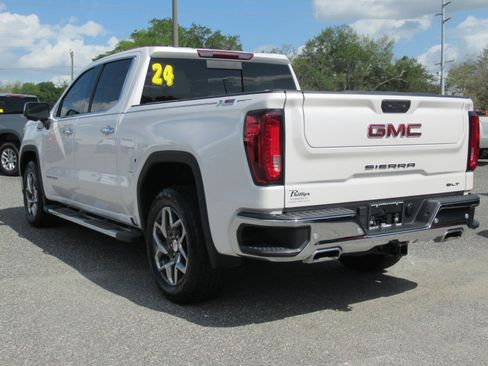 Used 2024 GMC Sierra 1500 SLT w/ SLT Premium Plus Package AWD/4WD image 4