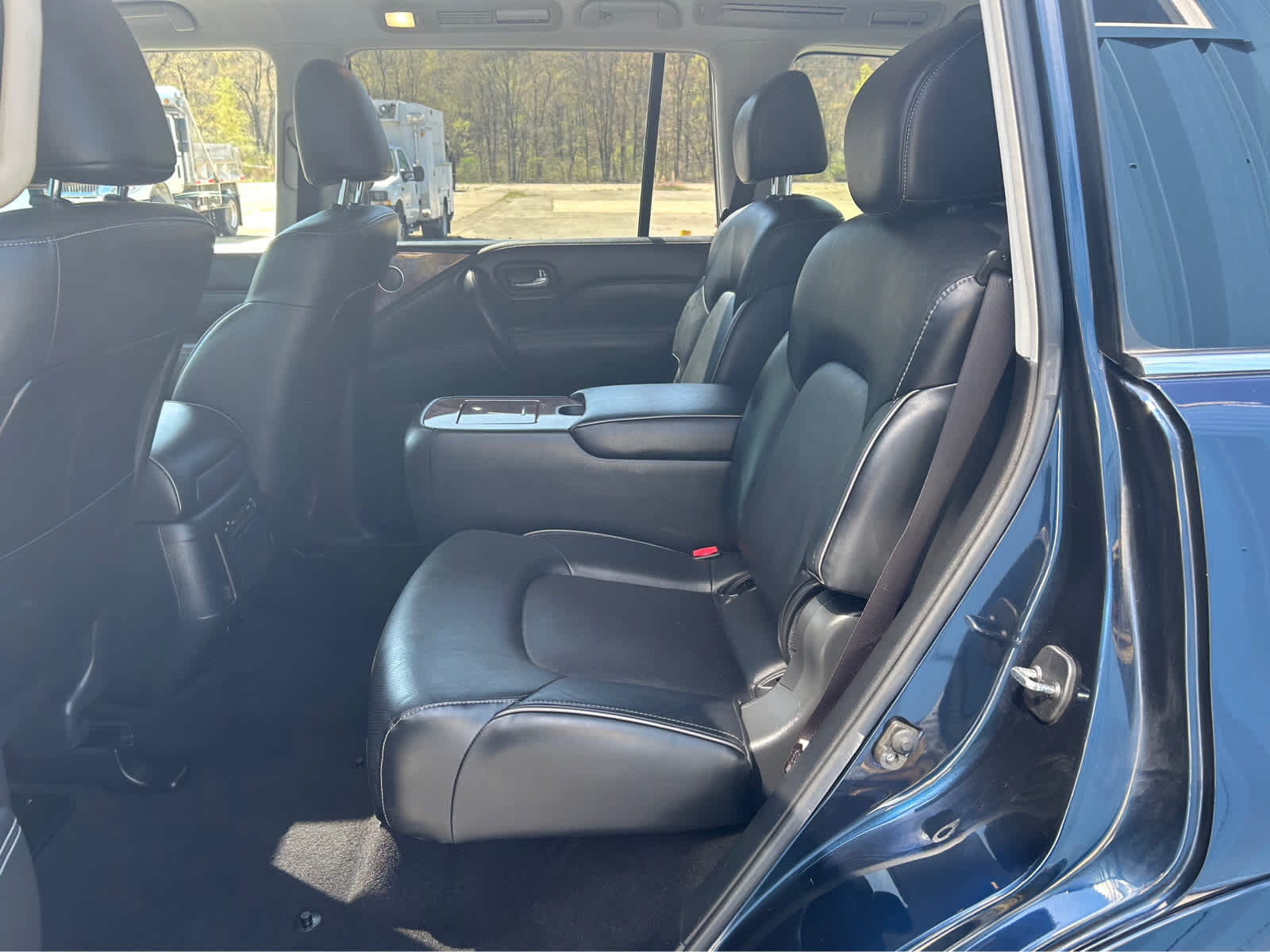 Used 2019 INFINITI QX80 Luxe AWD/4WD image 9