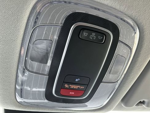 Used 2025 Hyundai Kona SEL image 21