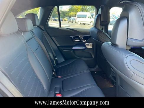 Used 2026 Mercedes-Benz GLC 300 4MATIC image 16