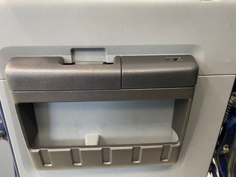 Used 2011 Ford F450 XL w/ PWR Equipment Group image 19