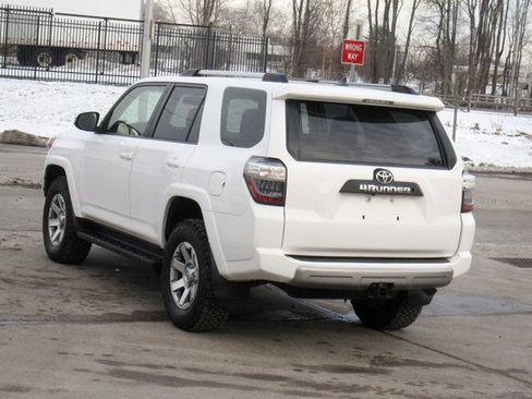 Used 2015 Toyota 4Runner Trail Premium image 12
