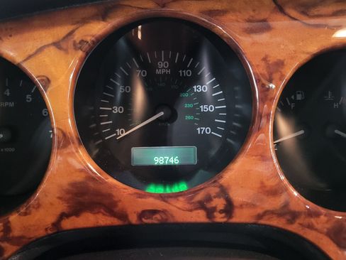 Used 2000 Jaguar XK8 Convertible RWD image 17