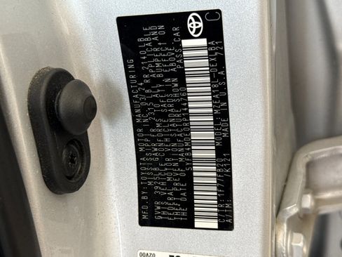 Used 2024 Toyota Corolla LE image 16