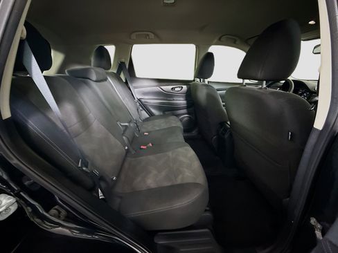 Used 2016 Nissan Rogue SV w/ SV Premium Package image 27