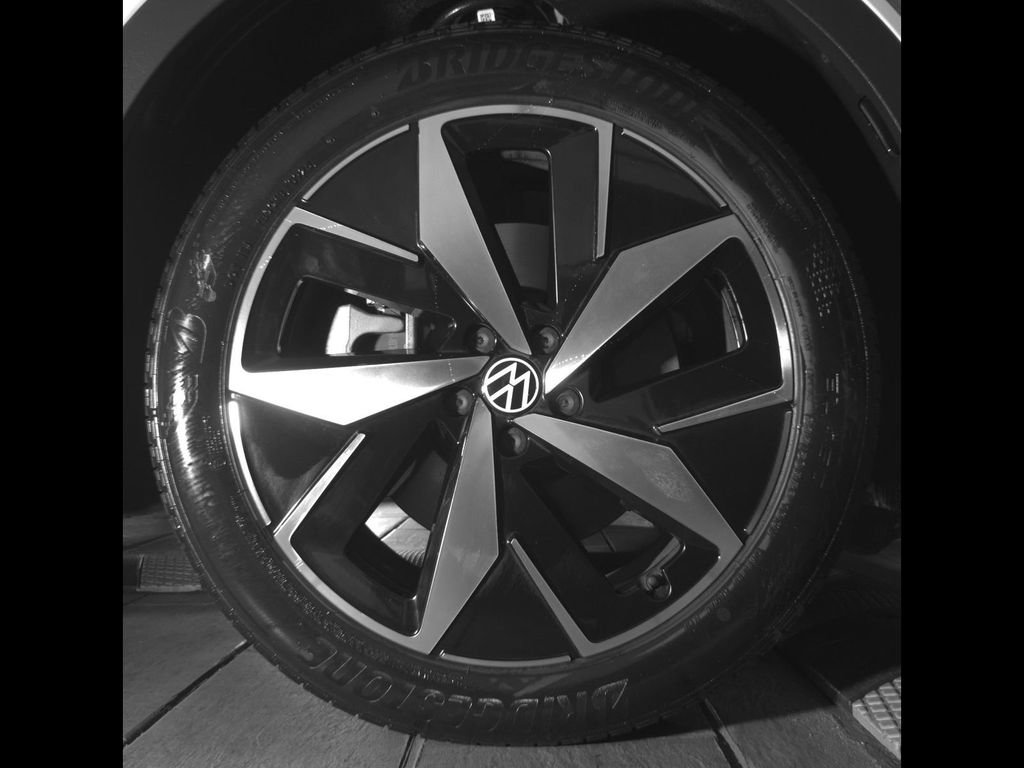 Certified 2023 Volkswagen ID.4 Pro S AWD/4WD image 11