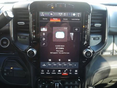 Used 2024 RAM 3500 Limited image 5