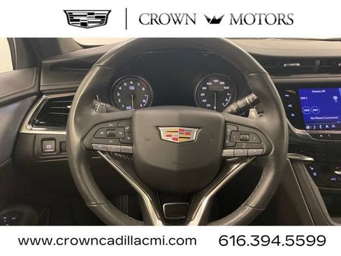 Certified 2023 Cadillac XT6 Sport w/ Technology Package AWD/4WD image 16