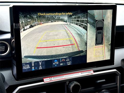 New 2025 Toyota 4Runner Limited image 12