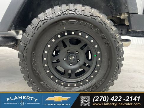 Used 2008 Jeep Wrangler X AWD/4WD image 15