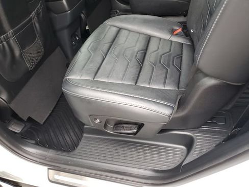 Used 2020 Kia Telluride SX w/ SX Prestige Package AWD/4WD image 16