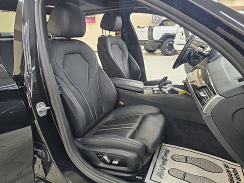 Used 2018 BMW 530i image 21