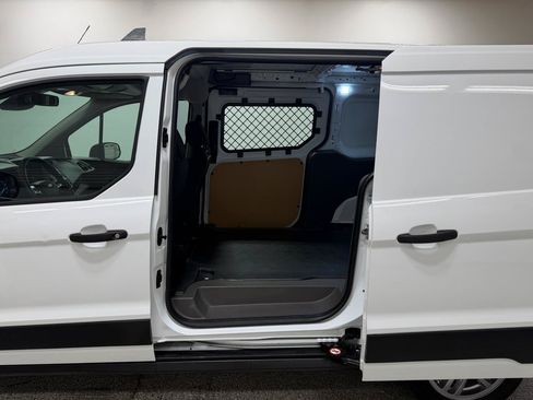 Used 2023 Ford Transit Connect XL FWD image 9