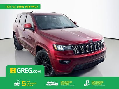 Used 2017 Jeep Grand Cherokee Altitude