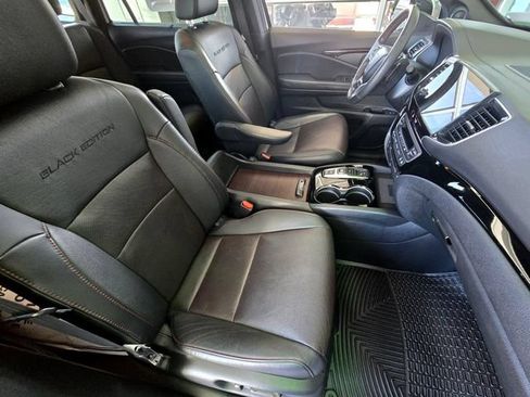 Used 2021 Honda Pilot Black Edition image 23