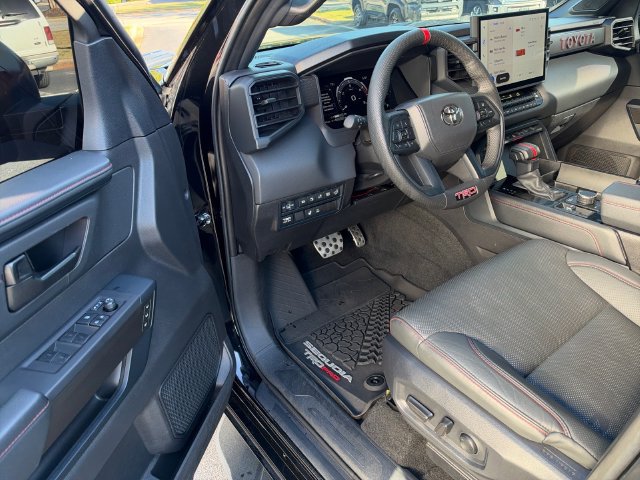 Used 2025 Toyota Sequoia TRD Pro AWD/4WD image 12