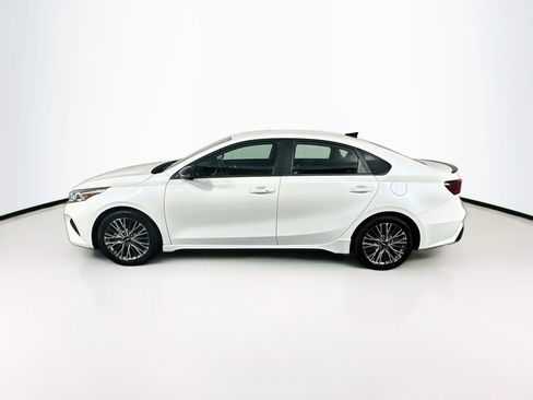 Used 2022 Kia Forte GT-Line w/ GT-Line Technology Package FWD image 4